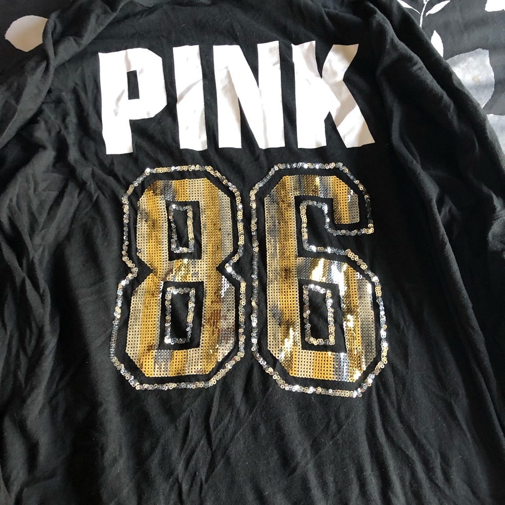 Pink VS